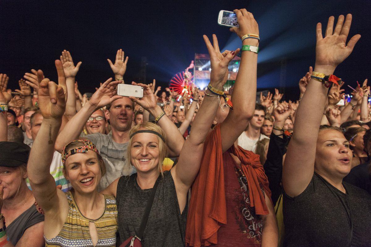 Deichbrand-Festival: Zehn-Jahres-Vertrag vereinbart Musikfans dürfen sich freuen: Das Deichbrand-Festival bleibt die nächsten zehn Jahre sicher in Wanhöden.