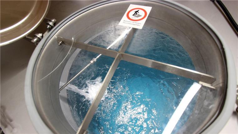  75.000 Liter fassen die beiden Trinkwasserspeicher im Innenraum.