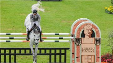  Christian Kukuk reitet mit Checker stark beim CHIO. 