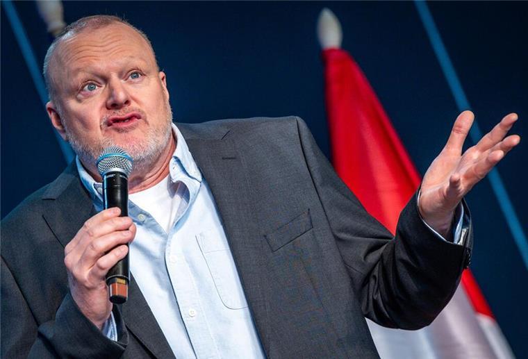 Kimmel scherzt über Job-Offerte aus Deutschland - von Raab? „Hallo Jimmy, das hier geht an dich“: Erst vor einigen Tagen hatte Raab in einer RTL-Show gesagt, dass Kimmel, wann immer er wolle, seine Show übernehmen könne. (Archiv)