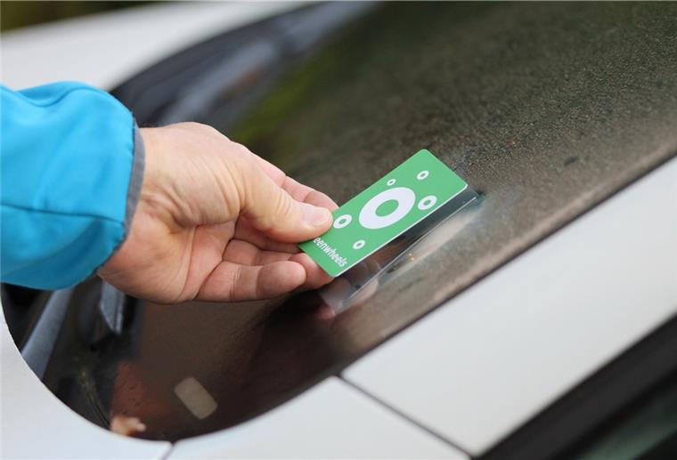 Carsharing in Tarmstedt: Vorerst ausgebremst Karte auflegen, Tür öffnen und los: Durch die Zusammenarbeit mit dem Carsharing-Anbieter Greenwheels und einem damit verbundenen leichten und einheitlichen Buchungs- und Abbrechnungssystem hat sich die Tarmstedter E-Carsharing-Initiative einen Schub erhofft. Jetzt endet die Kooperation.
