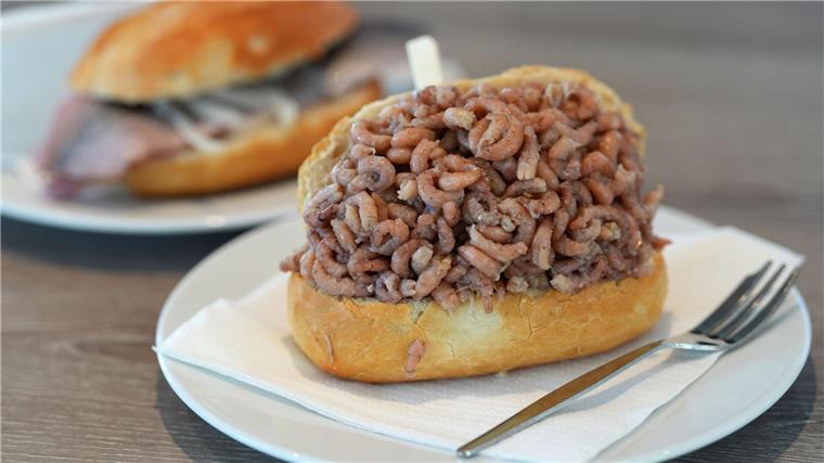 Nordseegarnelen sind knapp und Krabbenbrötchen teuer Krabben sind aktuell knapp.