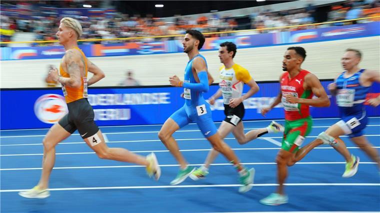 Hochspringer Potye im EM-Finale - Hürdensprinter Mordi raus Robert Farken (l) zog über die 1.500 Meter ins Finale ein.