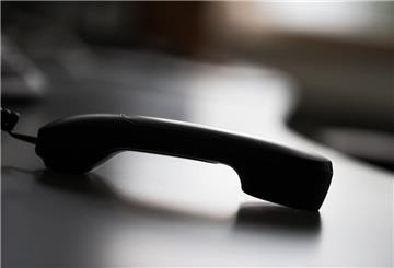 10-Euro-Gebühr bei Telefonbuchung sorgt für Ärger