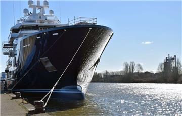 116 Meter ist sie lang und 18 Meter breit, die Luxusyacht des neuseeländischen M...