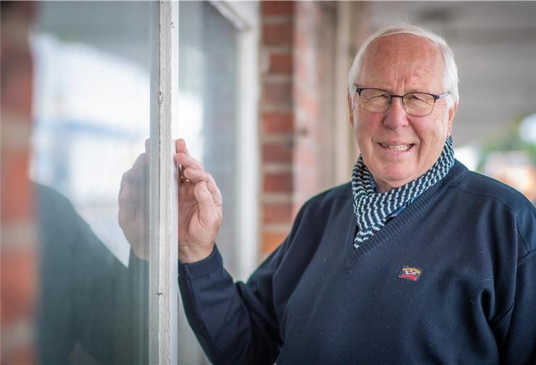 Heino Brockhage ist das Gedächtnis des Fischereihafens 125 Jahre Fischereihafen: Urgestein Heino Brockhage kennt den Fischereihafen wie seine Westentasche mit vielen Anekdoten der vergangenen Jahrzehnte.