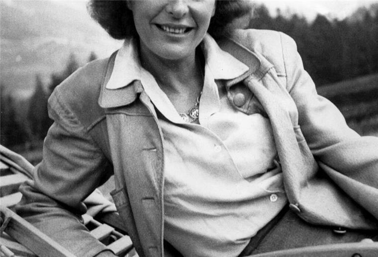 Wie Leni Riefenstahl ihre eigene Vergangenheit verdrehte 1945 wurde Leni Riefenstahl verhaftet - dieses Bild entstand kurz zuvor.