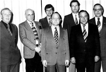 1976 bildeten (von links) Heinz Knoke, Heinz Zimmermann, Wout Wolters, Lothar Kuprat, Walter Grams, Bruno Krenzien und Werner Büsing den Vorstand des Sportvereins Nordenham.