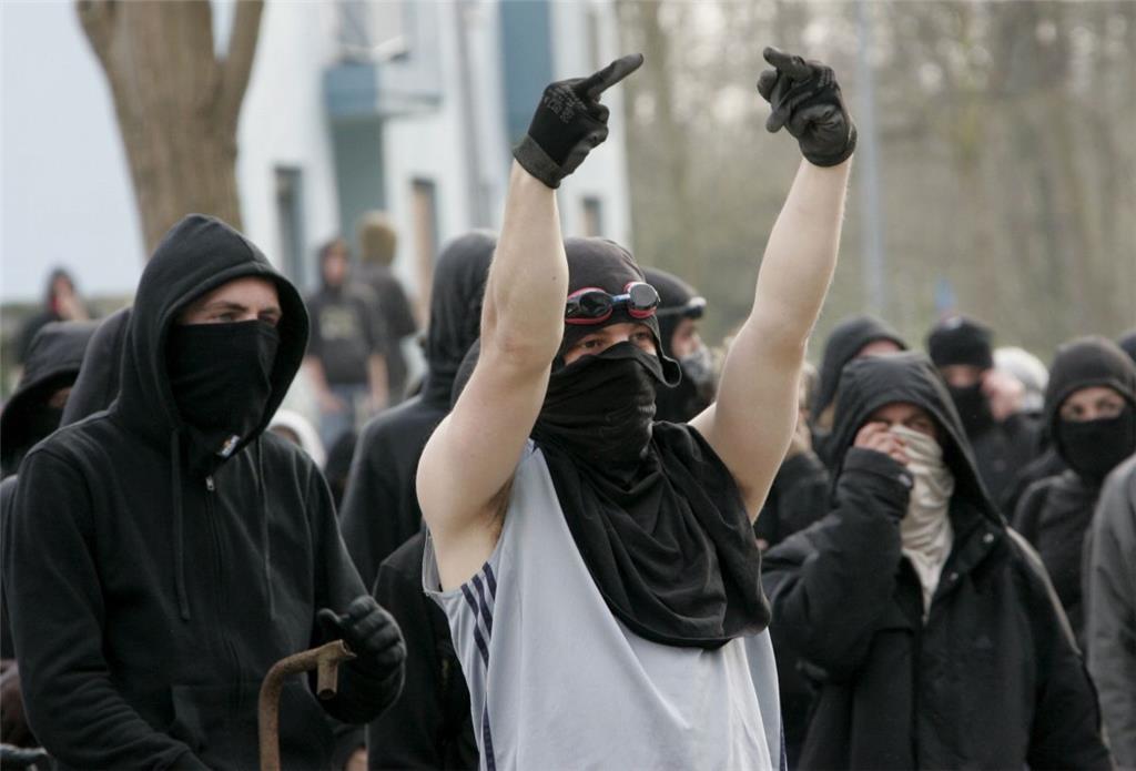 2. Politischer Extremismus (68 Prozent, plus 19 Prozent).