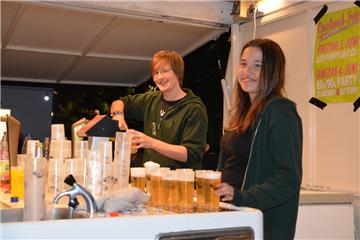20 Bands rocken das Beerster Gymnasium: So sah es auf dem NIG-Rock-Festival aus.