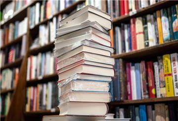 Gestapelte Bücher.