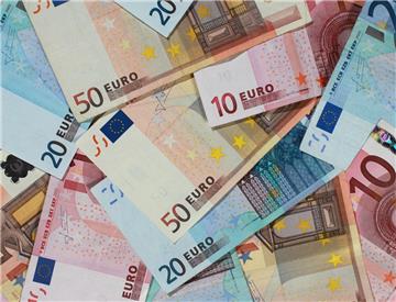200.000 Euro hat ein Mann aus Emden innerhalb von zwei Jahren ausgegeben und verschenkt.