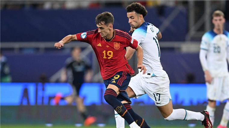 Spanien gegen England: Die spannendsten Final-Duelle 2023 standen Spanien und England schon einmal im EM-Finale - bei der U21-EM.