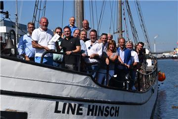 24 Sponsoren aus Bremerhaven und Umgebung unterstützen den Musiksommer.