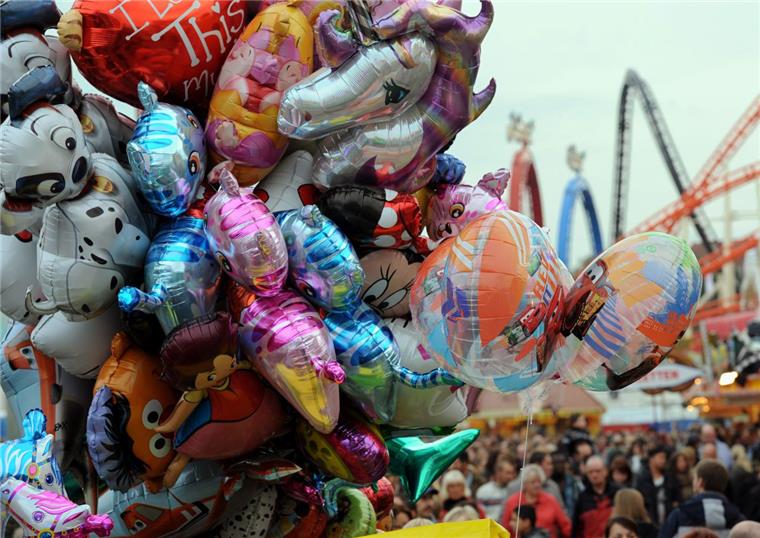 Freimarkt Bremerhaven: Schausteller ziehen überwiegend positive Bilanz 25 000 Besucher kamen in diesem Jahr zum Bremerhavener Freimarkt: Die Schausteller sind überwiegend zufrieden.