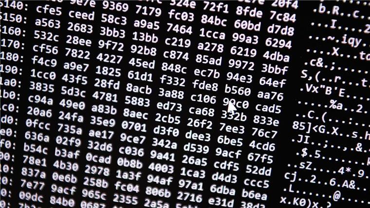 Ergebnisse des Bankenstresstests zu Cyberrisiken im Sommer 28 Institute werden nach EZB-Angaben im Zuge des Bankenstresstests zu Cyberrisiken eingehender unter die Lupe genommen.