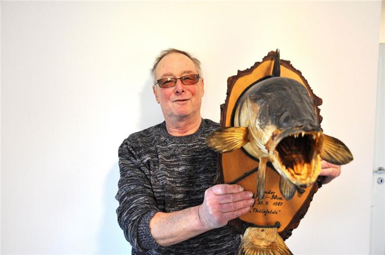 Der Rekordmann der Fischer: 34 Jahre Vorsitzender des Butjadinger Fischereivereins 34 Jahre war Hans-Helmut Petter Vorsitzender des Butjadinger Fischereivereins. Jetzt hat er sich zurückgezogen.