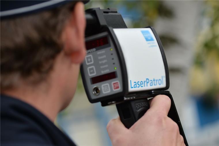 35 Autofahrer waren bei der letzten Kontrolle der Polizei in der Lange Straße zu schnell unterwegs.