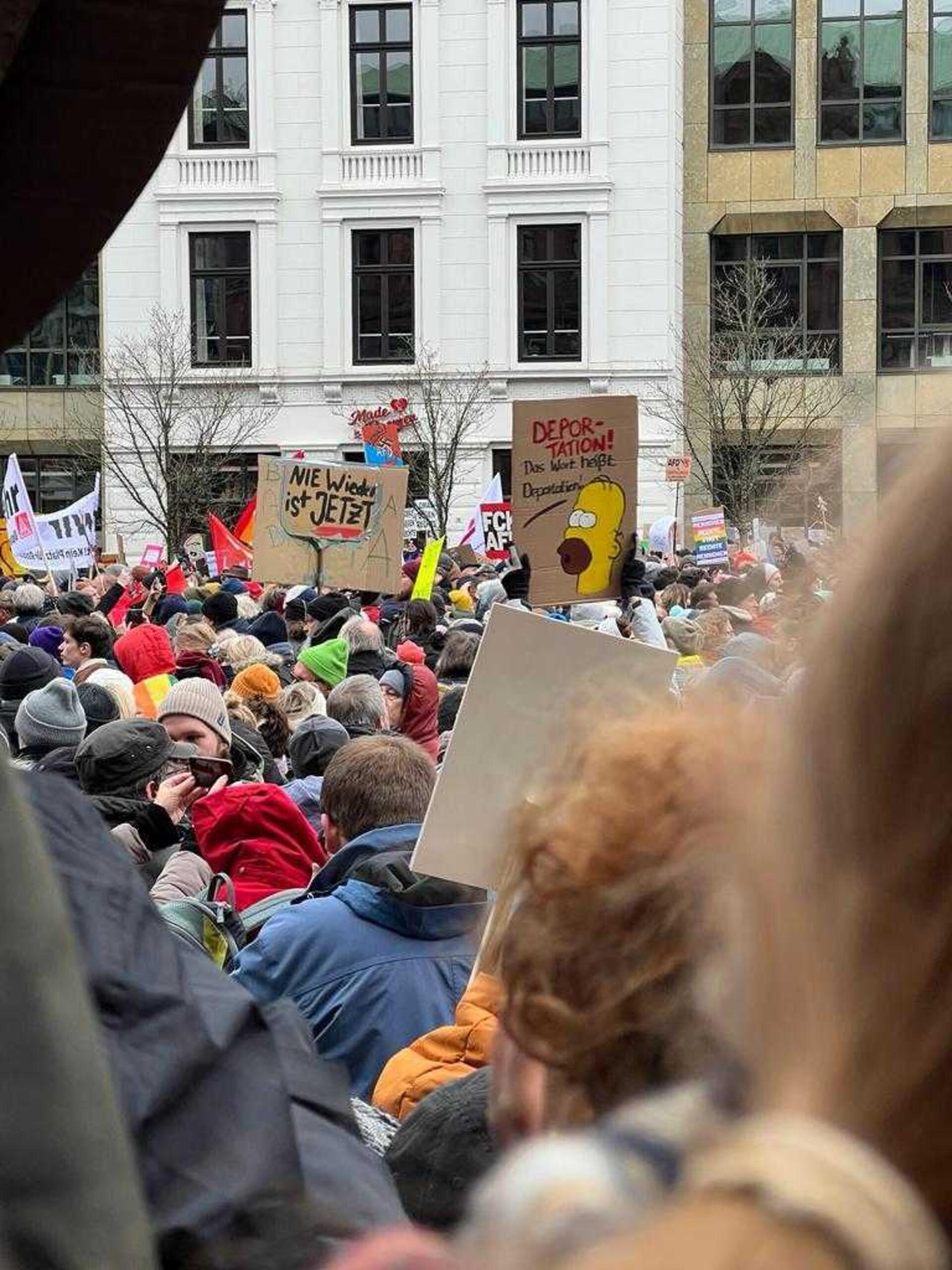 40.000 Menschen demonstrierten in Bremen.