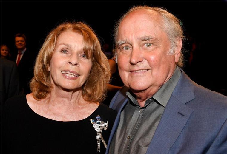 Trauer um ihren Mann: Senta Berger sagt Veranstaltung ab 60 Jahre lang verheiratet: Senta Berger und ihr gestorbener Mann Michael Verhoeven (Archivbild).