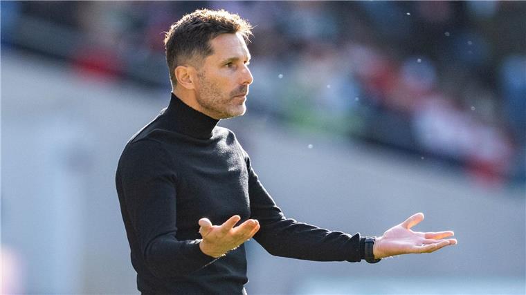 Tabellenführer ohne Topspiel: Leitl wundert sich 96-Coach Stefan Leitl wundert sich über die Ansetzungen in der Zweiten Liga.