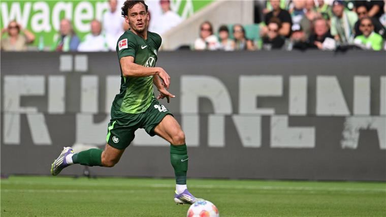 Wolfsburg verpasst auch unter neuem Coach Heimsieg Aaron Zehnter brachte den VfL Wolfsburg in Führung.