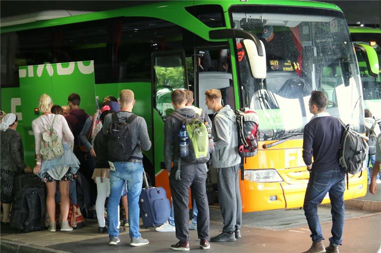 Ab in die weite Welt: Neue Buslinie verbindet Bremen und Skandinavien Ab Donnerstag können sich Weltenbummler über neue Reiseziele mit dem Flixbus aus Bremen freuen - neue skandinavische Ziele.