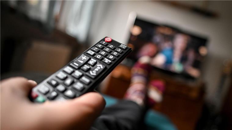 Neue Chance für Kabel-TV-Kunden - Mieter müssen umplanen Ab Juli dürfen Vermieter die TV-Gebühren nicht mehr auf die Nebenkosten umlegen.