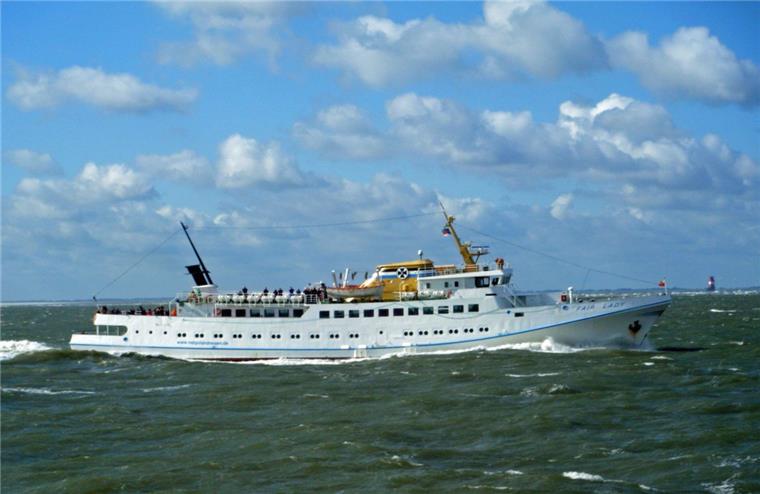 Bremerhaven - Helgoland: Saisonstart am Wochenende Ab Samstag, 19. Mai, fährt die "Fair Lady " wieder von Bremerhaven nach Helgoland.