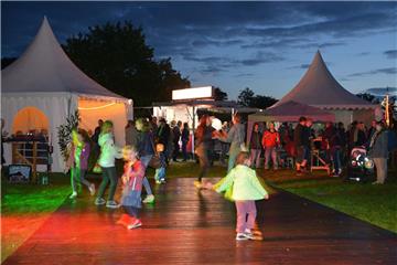 Abendstimmung beim Seefest. Foto: Scheiter