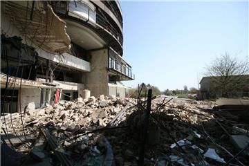 Abrissarbeiten am alten Nordenhamer Krankenhaus. Foto: Lorenz