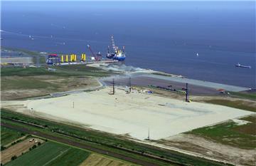 Aktuell ist in Cuxhaven nur die  Siemens-Baustelle zu sehen. Auch ein Zulieferer aus Dänemark will sich dort ansiedeln.