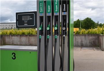 Mit unserer Live-Übersicht finden Autofahrer in Münster immer die günstigste Tankstelle für Super E5, E10 oder Diesel in ihrer Nähe.
