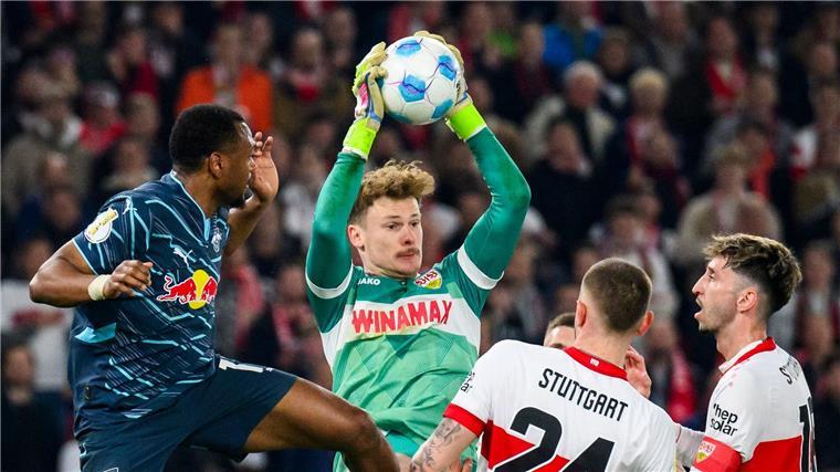 Alexander Nübel zeigte mit vielen Paraden eine überragende Leistung. 