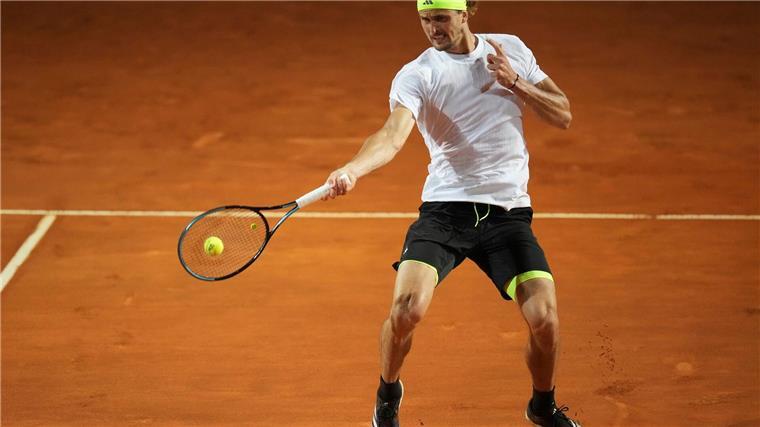 Zverev spielt doch in Hamburg - Sinner sagt ab Alexander Zverev spielt überraschend doch am Hamburger Rothenbaum.