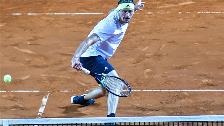 Zverev in Rom mühelos im Achtelfinale Alexander Zverev steht beim Turnier in Rom im Achtelfinale.