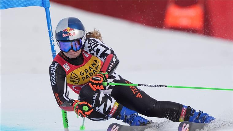Dürr fällt bei Brignone-Sieg im Riesenslalom zurück Alice Robinson muss noch um den Sieg in der Disziplin-Wertung kämpfen.