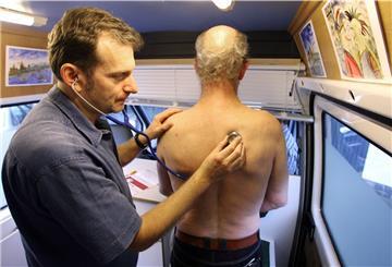 Alle drei Jahre zahlen die Krankenkassen einen Rundum-Check beim Arzt. Aber nur wenige Männer nutzen diese und anderen Möglichkeiten zur Gesundheitsvorsorge.