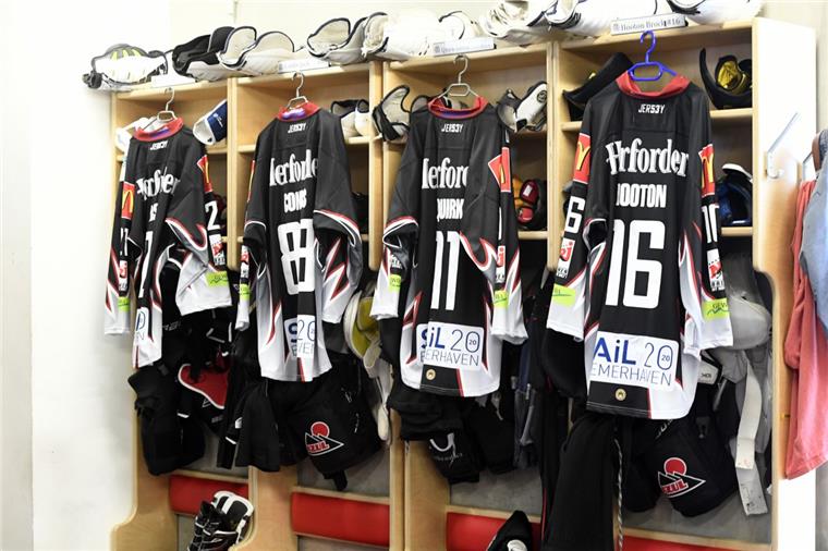 Testspiel gegen SK Kadan: Pinguins erstmals auf dem Eis Alles ist vorbereitet für das erste Testspiel der Fischtown Pinguins am Sonnabend um 17 Uhr in der Eisarena gegen SK Kadan.