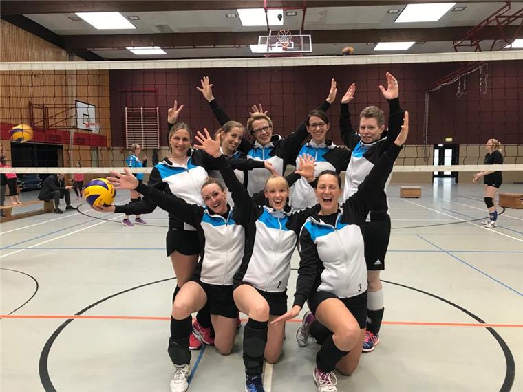 SV Nordenham: Volleyballerinnen steigen sensationell auf Als Dritter der Bezirksliga war die Saison für den SV Nordenham eigentlich schon beendet. Dann nahm er das Angebot war, als Nachrückter an der Landesliga-Relegation teilzunehmen - und gewann sie.