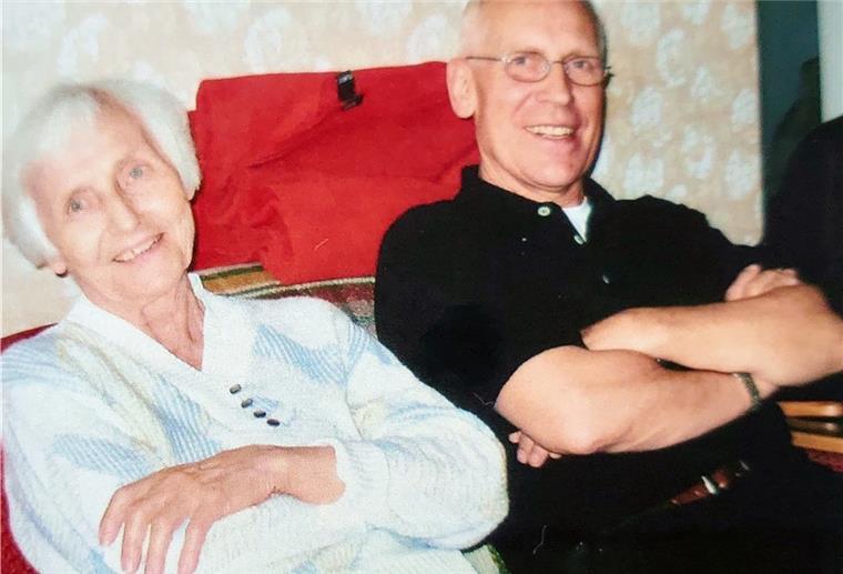 Als junges Dienstmädchen begleitete Irene Familie Schließke aus Westpreußen bis nach Bremervörde.