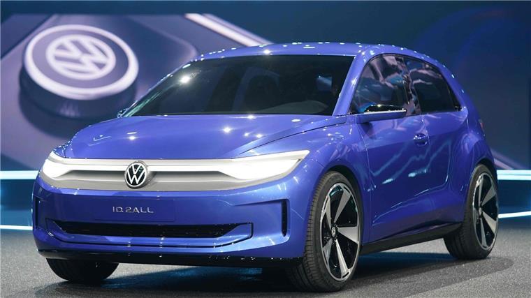 Namen statt Nummern: VW macht ID.2 zum ID. Polo Als Studie hieß der Elektro-Polo 2023 noch ID.2all. Die Serienversion soll jetzt wieder den Namen Polo tragen. (Archivbild)