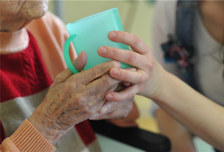 Alt und Jung leben in Mehrgenerationenhäusern zusammen. Bei den Aktionstagen werden deren Angebote vorgestellt.