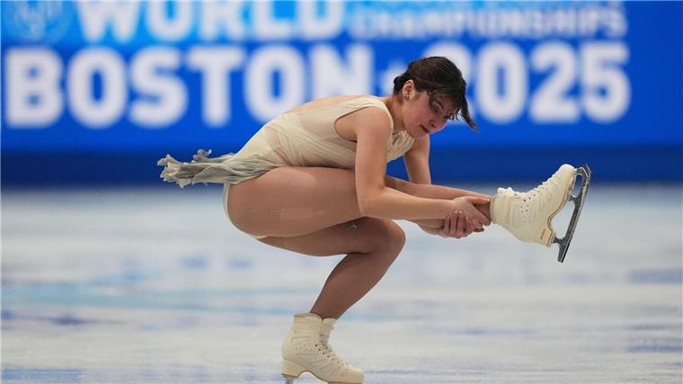 US-Amerikanerin liegt bei Eiskunstlauf-WM in Führung Alysa Liu aus den USA liegt nach dem Kurzprogramm bei der Eiskunstlauf-WM in Führung.
