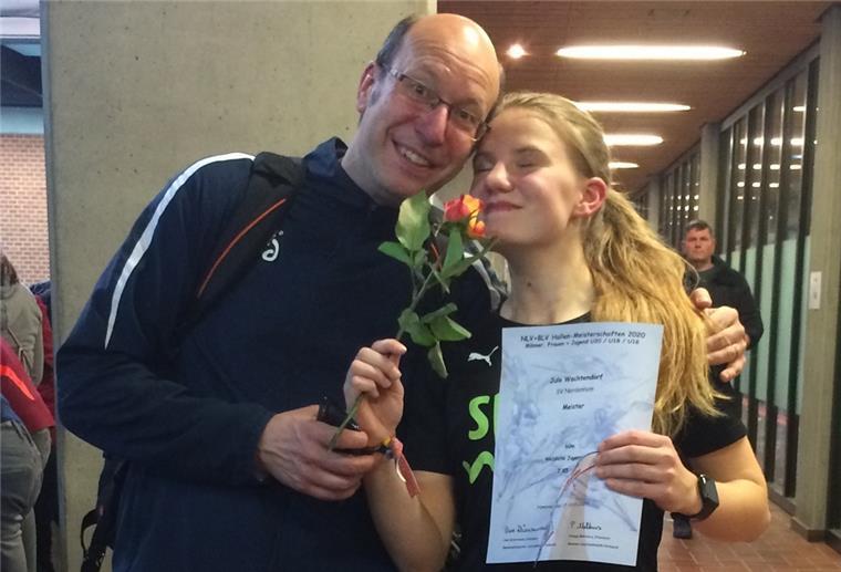 Jule Wachtendorf gefällt es im Sportinternat in Hannover Am 17. Januar 2020 holte Jule Wachtendorf den Hallenmeistertitel des Niedersächsischen und Bremer Leichtathletik-Verbands im 60-Meter-Lauf. Die große Freude darüber teilte ihr damaliger und langjähriger Trainer Stefan Doerner.