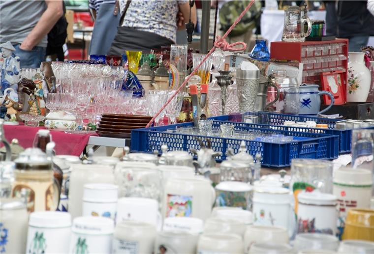 Verein lädt zum Flohmarkt im Bremerhavener Fischereihafen ein Am 2. August findet in der Packhalle IX ein Flohmarkt zugunsten behinderter Menschen in Bremerhaven statt. Die Zahl der gleichzeitig anwesenden Besucher ist begrenzt.