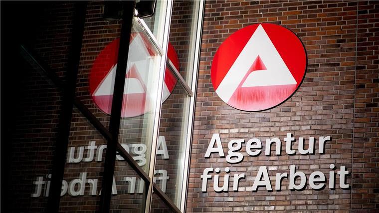 Arbeitslosigkeit in Bremen steigt leicht an Am Arbeitsmarkt gab es im Februar kaum Bewegung. (Archivbild)