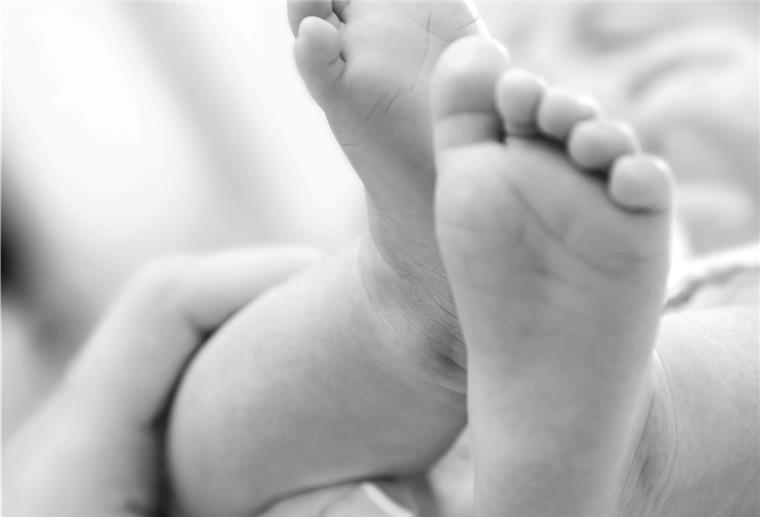 Am Dienstagmorgen hatte es ein Kind besonders eilig, auf die Welt zu kommen. Noch im Linienbus kam es zur Geburt.