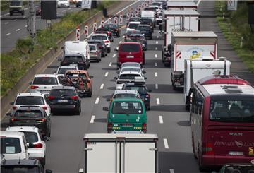Am Donnerstag staute sich der Verkehr wieder auf einigen Strecken.