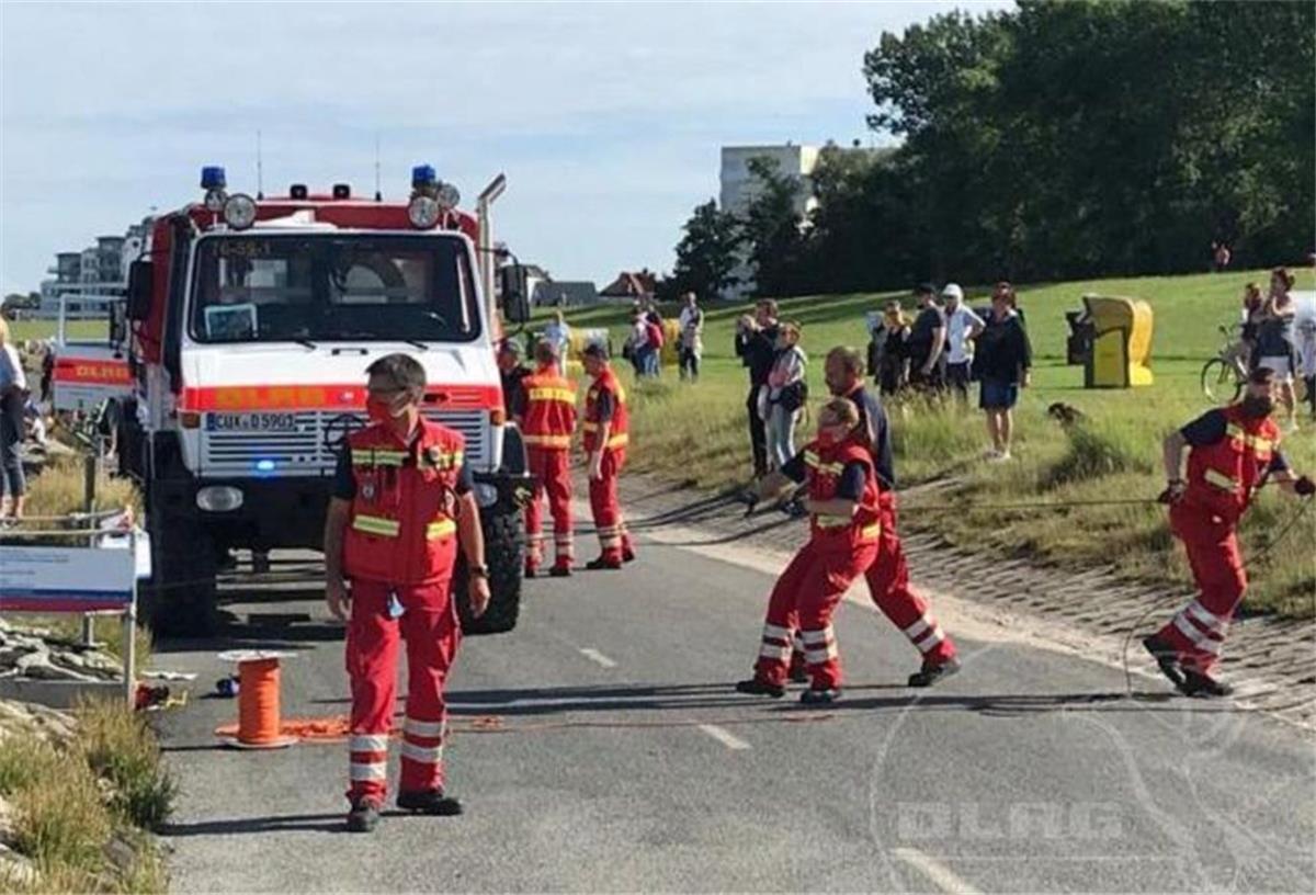 Am Donnerstagnachmittag sind zwei Wanderer aus Süddeutschland im Watt in der Grimmershörnbuch steckengeblieben und mussten von der DLRG gerettet werden.